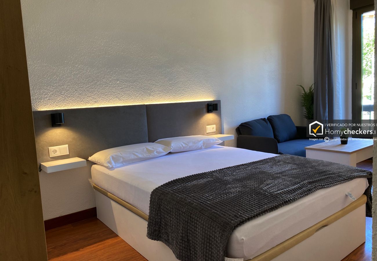 Alquiler por habitaciones en Salamanca - | Habitación España 1H1 | Exterior | Baño Comparti