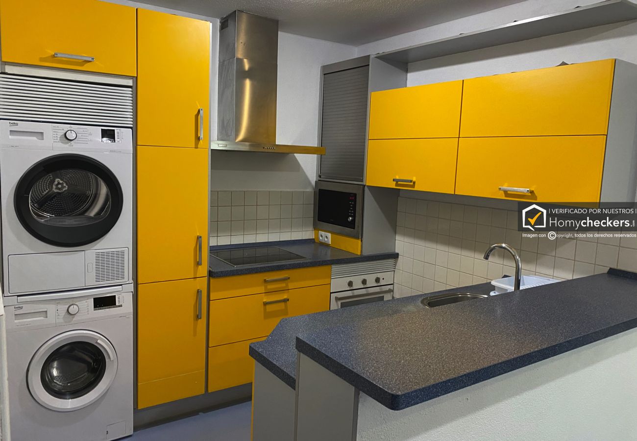 Alquiler por habitaciones en Salamanca - | Habitación Rector BH5 | Interior | Baño Comparti Alquiler por habitaciones en Salamanca - | Habitación Rector BH5 | Interior | Baño Comparti