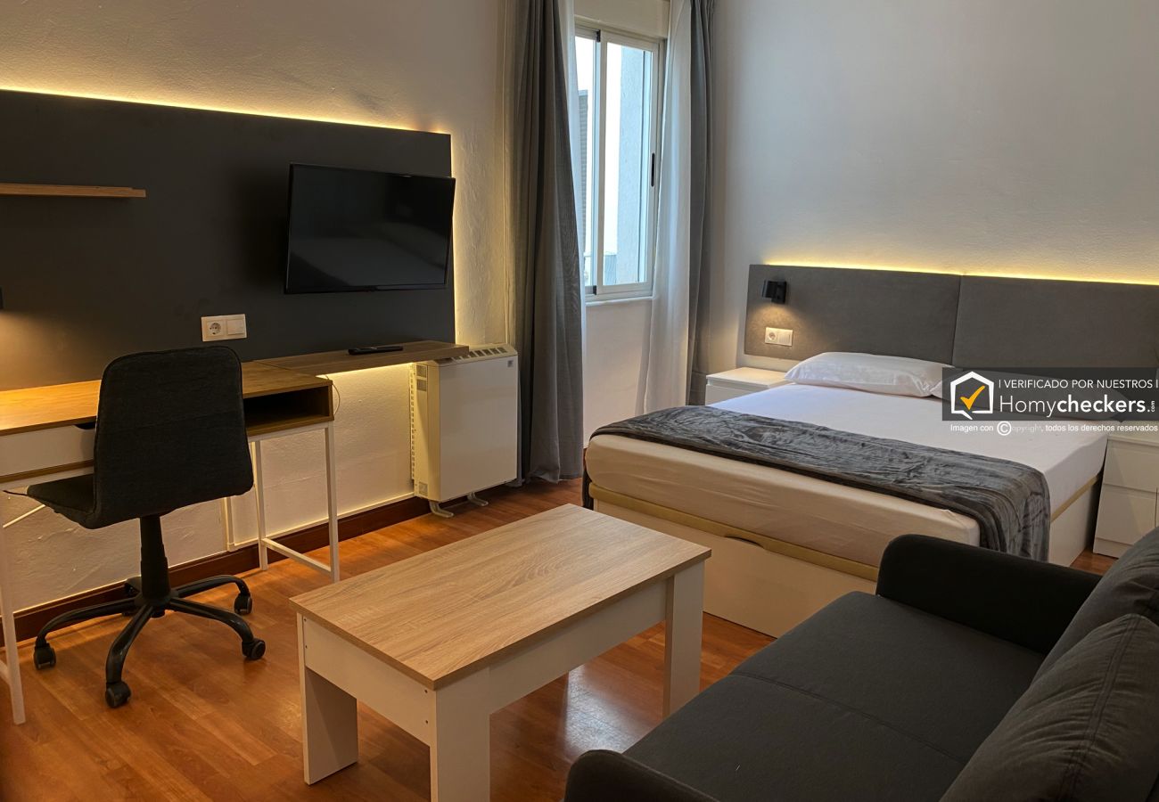 Alquiler por habitaciones en Salamanca - | Habitación Rector 1H3 | Interior | Baño Comparti