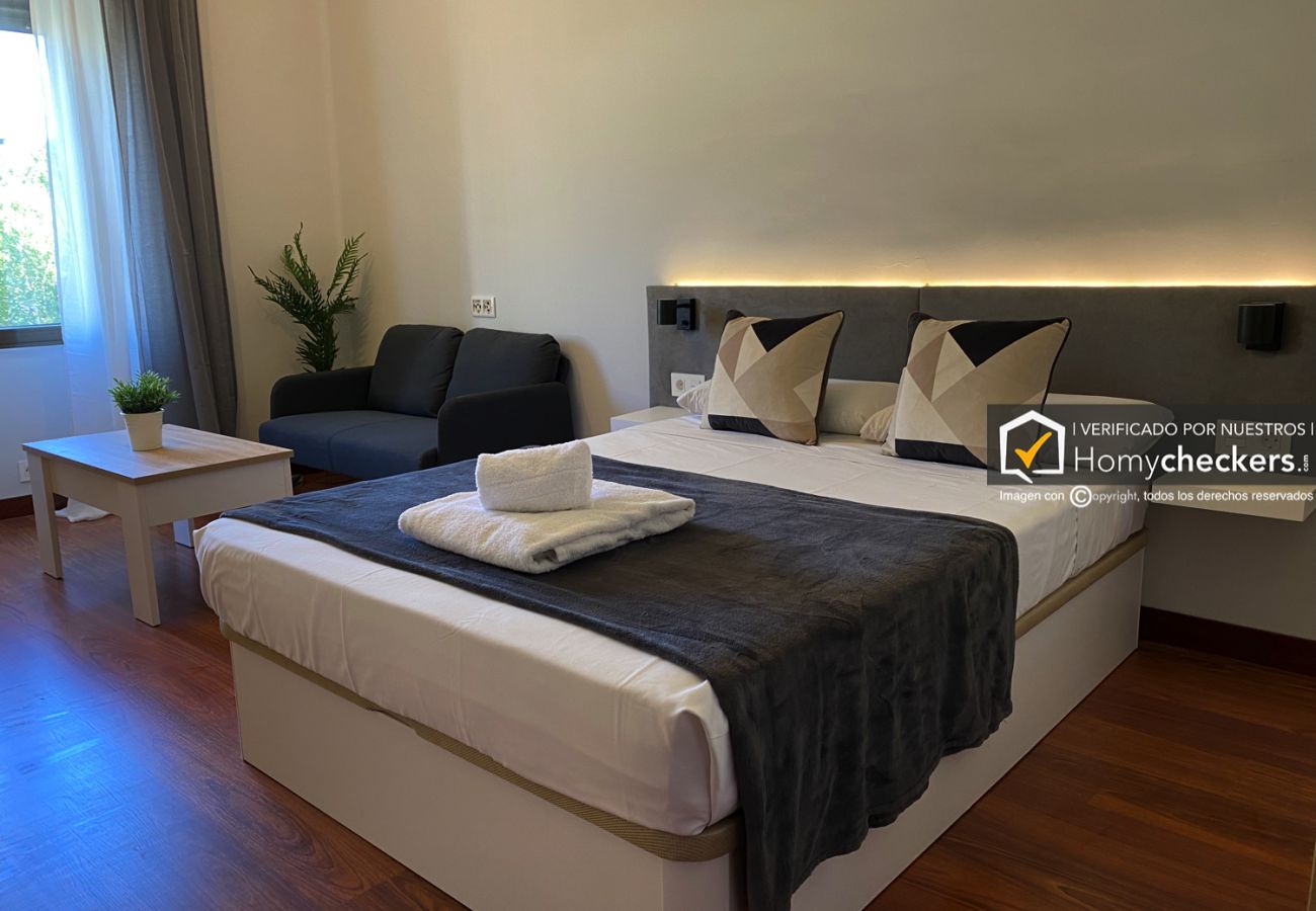 Alquiler por habitaciones en Salamanca - | Habitación España 3H3 | Exterior | Baño Privado