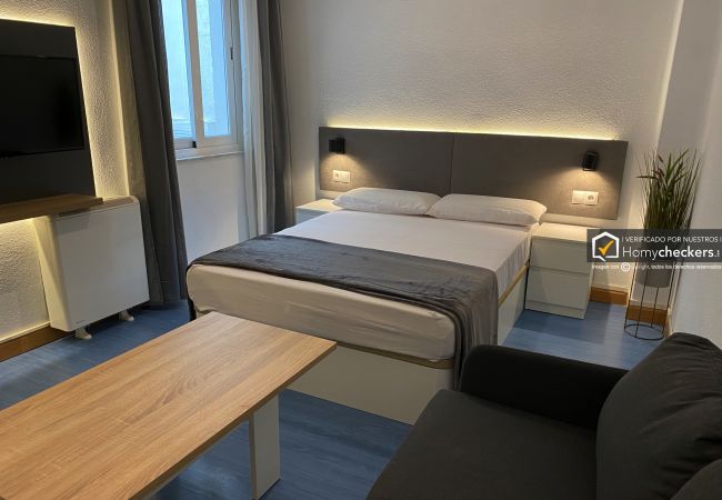 Alquiler por habitaciones en Salamanca - | Habitación Rector BH3 | Interior | Baño Comparti Alquiler por habitaciones en Salamanca - | Habitación Rector BH3 | Interior | Baño Comparti