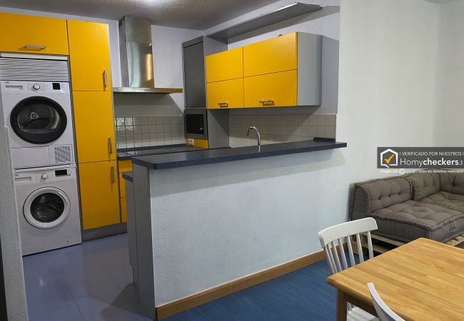 Alquiler por habitaciones en Salamanca - | Habitación Rector BH3 | Interior | Baño Comparti Alquiler por habitaciones en Salamanca - | Habitación Rector BH3 | Interior | Baño Comparti