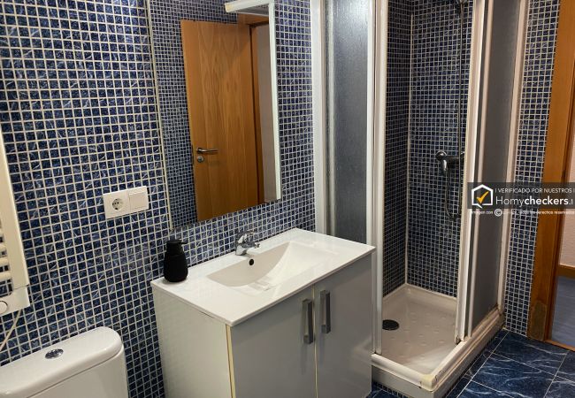 Alquiler por habitaciones en Salamanca - | Habitación Rector BH1 | Exterior | Baño Comparti Alquiler por habitaciones en Salamanca - | Habitación Rector BH1 | Exterior | Baño Comparti