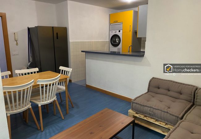 Alquiler por habitaciones en Salamanca - | Habitación Rector BH2 | Exterior | Baño Comparti Alquiler por habitaciones en Salamanca - | Habitación Rector BH2 | Exterior | Baño Comparti