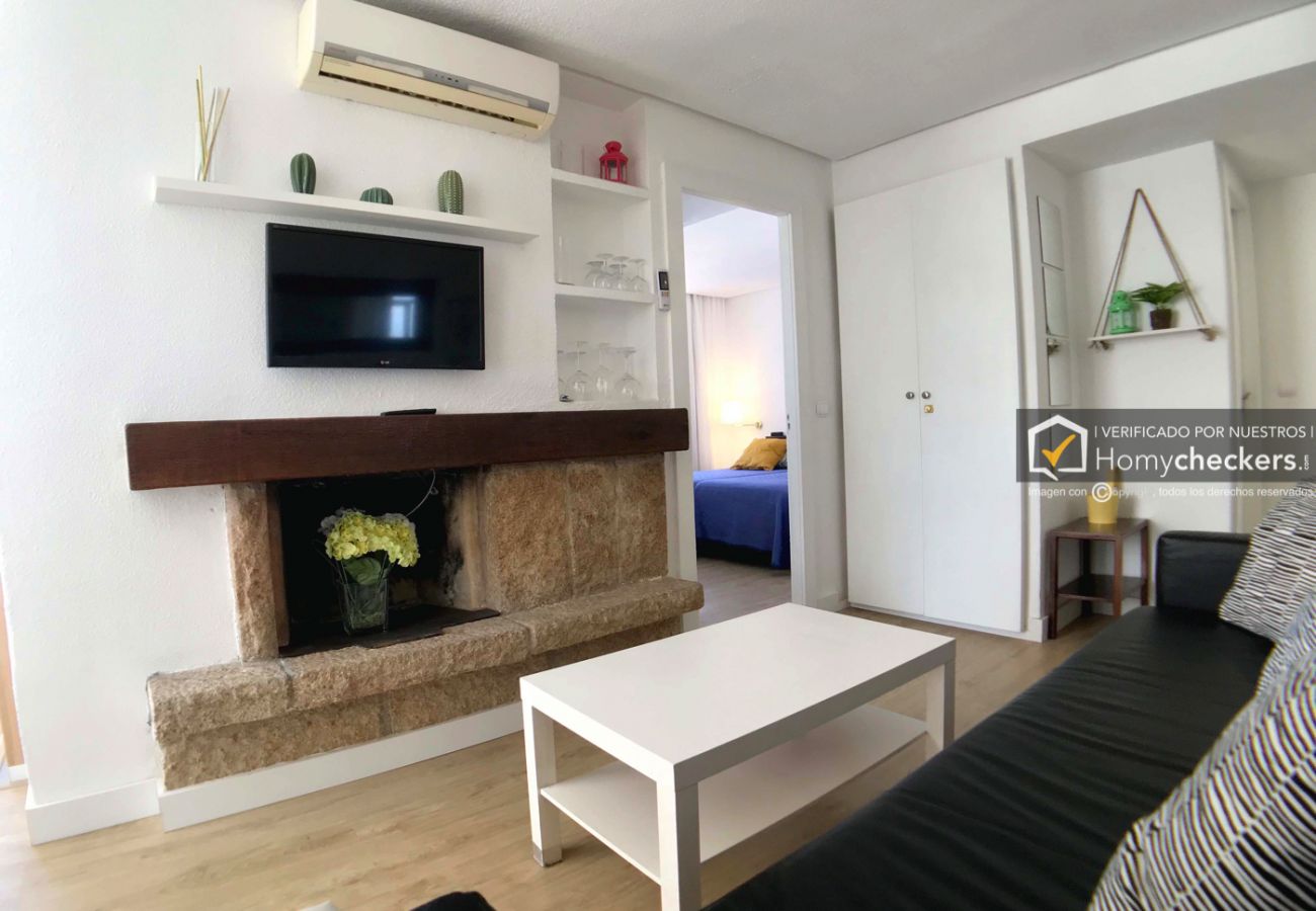 Apartamento en Torremolinos - HomyAT NOGALERA, CON PISCINA Y GARAJE, CENTRO TO