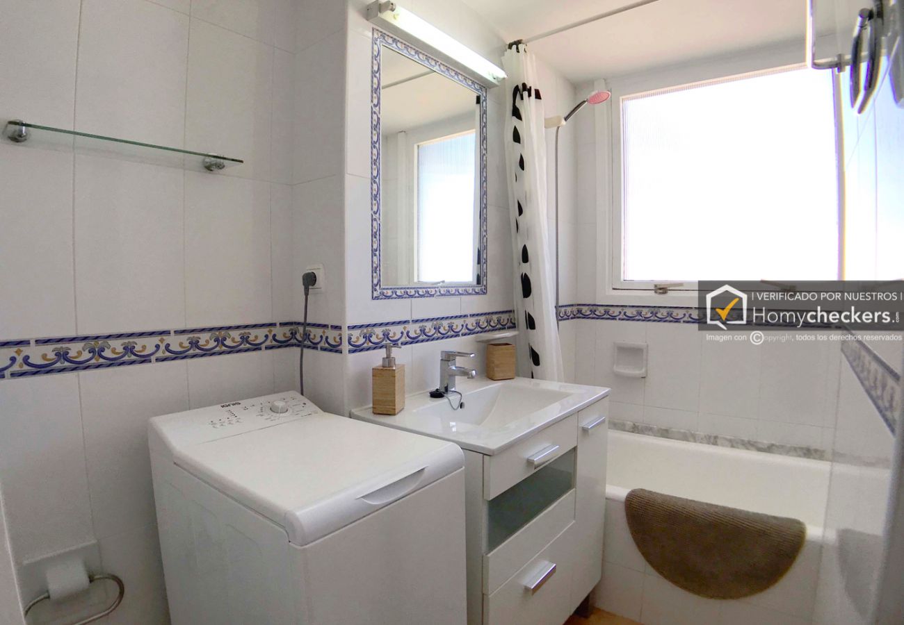 Apartamento en Torremolinos - HomyAT NOGALERA, CON PISCINA Y GARAJE, CENTRO TO