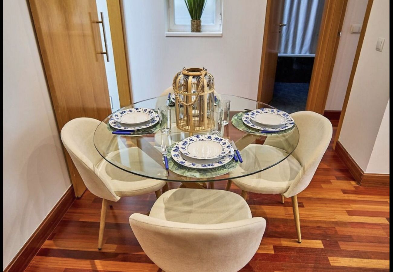 Apartamento en Salamanca - PRIOR 5 | PLAZA MAYOR |  1 | By Victoria