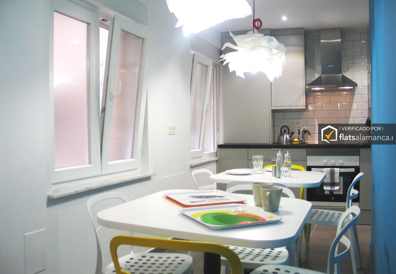 Flat in Salamanca - PISO DE 4 DORMITORIOS AVD PORTUGAL 145 ALSA19-002-