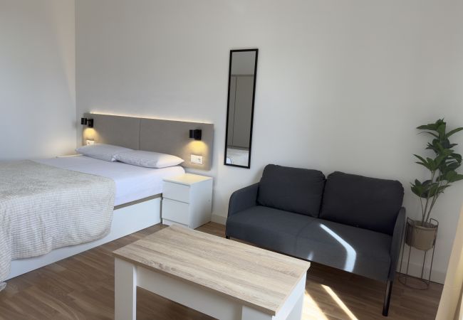 Rent by room in Salamanca - | Habitación Rua  1 | Exterior | Baño Compartido | Rent by room in Salamanca - | Habitación Rua  1 | Exterior | Baño Compartido |