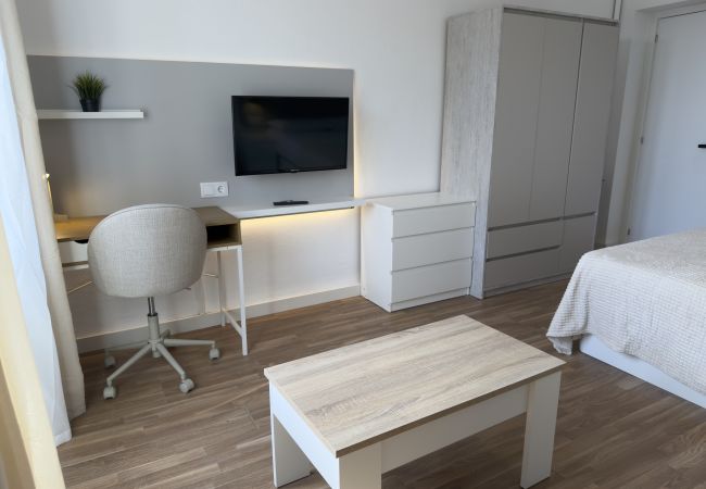 Rent by room in Salamanca - | Habitación Rua  1 | Exterior | Baño Compartido | Rent by room in Salamanca - | Habitación Rua  1 | Exterior | Baño Compartido |