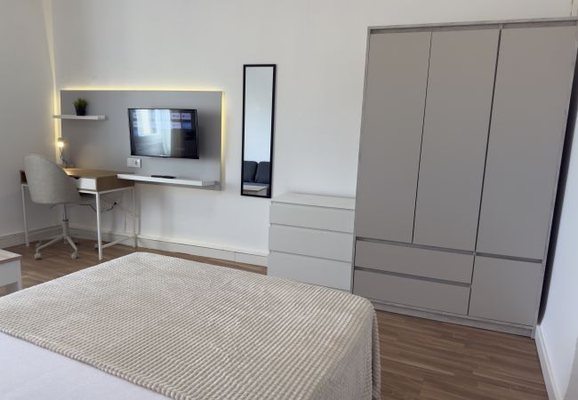 Rent by room in Salamanca - | Habitación Rua 2 | Exterior | Baño Compartido | Rent by room in Salamanca - | Habitación Rua 2 | Exterior | Baño Compartido |