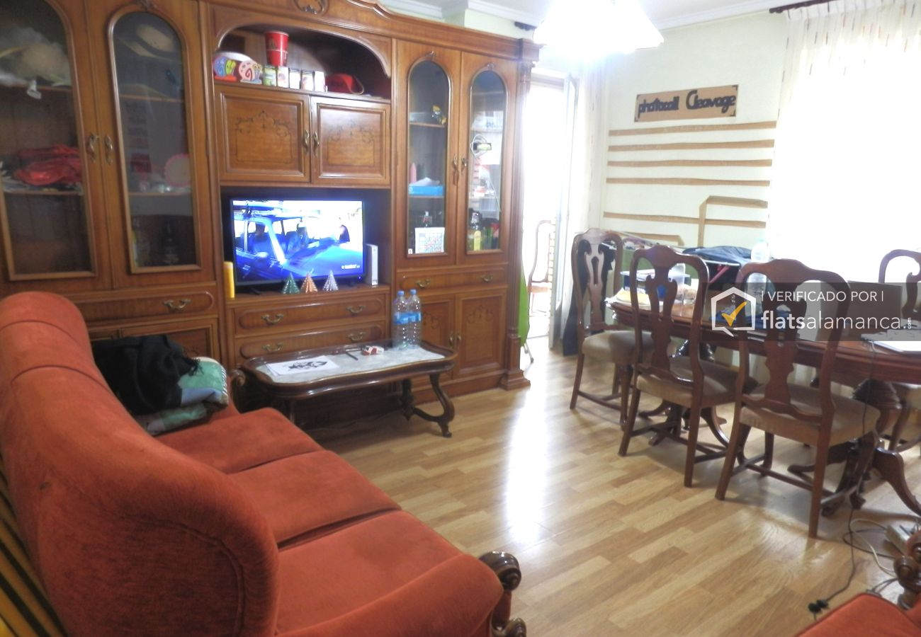 Flat in Salamanca - PISO 4 DORMITORIOS C/ASTURIAS, 6