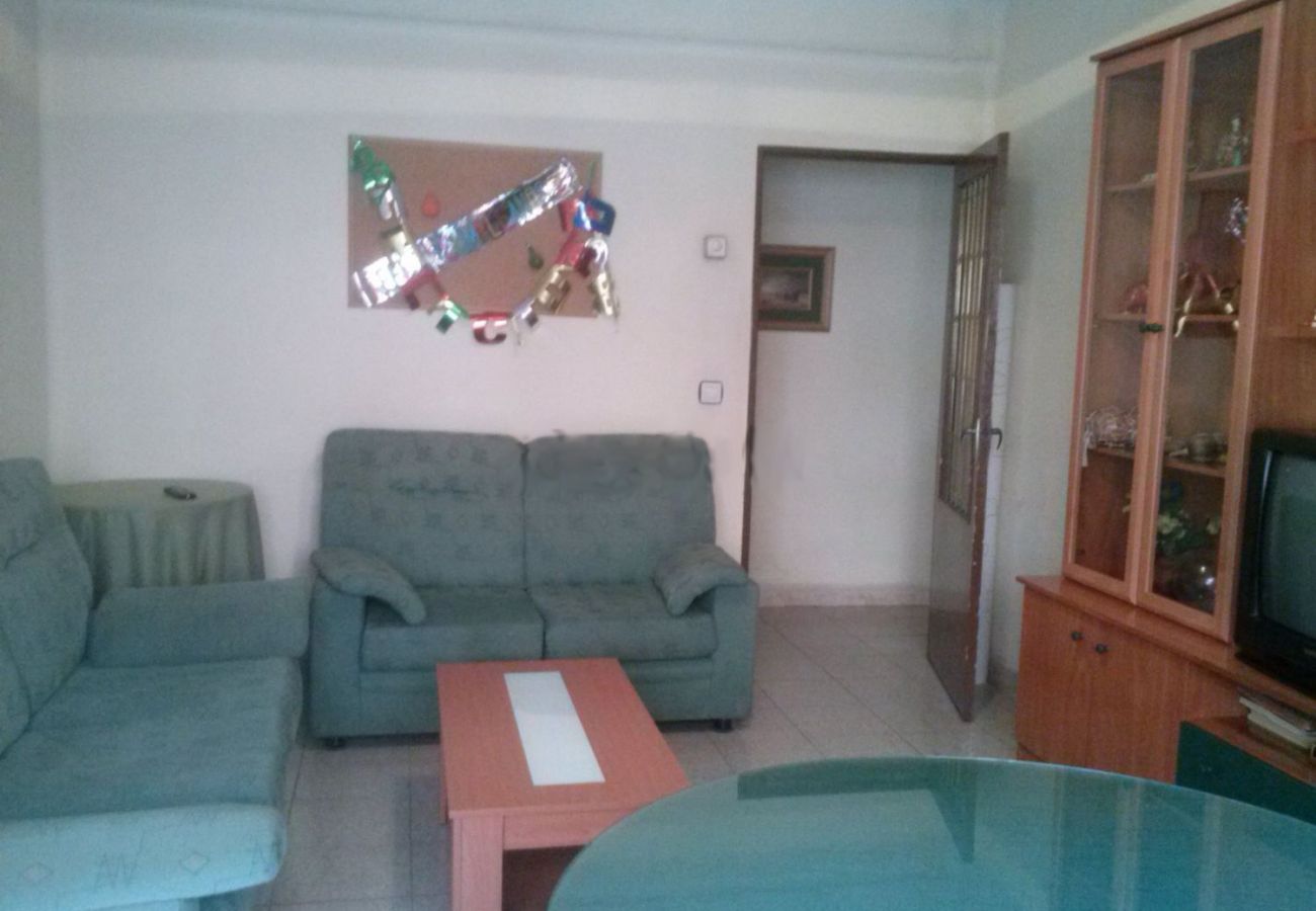 Flat in Salamanca - PISO 4 DORMITORIOS CANALEJAS 47