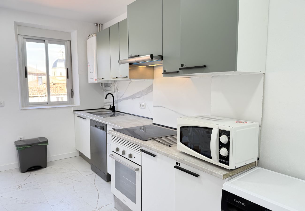 Rent by room in Salamanca - | Habitacion Rua H7 | Interior | Baño Privado Rent by room in Salamanca - | Habitacion Rua H7 | Interior | Baño Privado