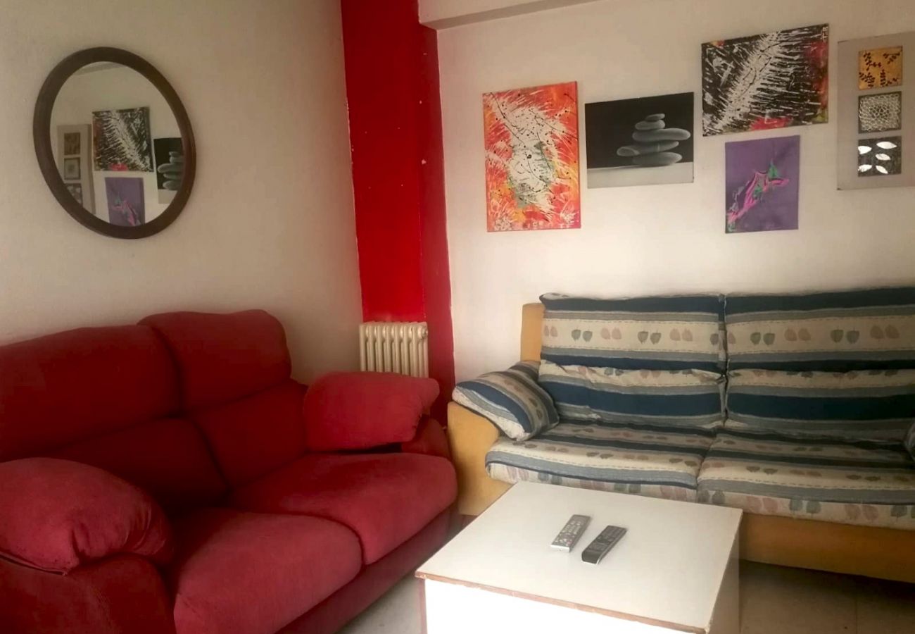 Flat in Salamanca - PISO 4 DORMITORIOS ISCAR PEYRA