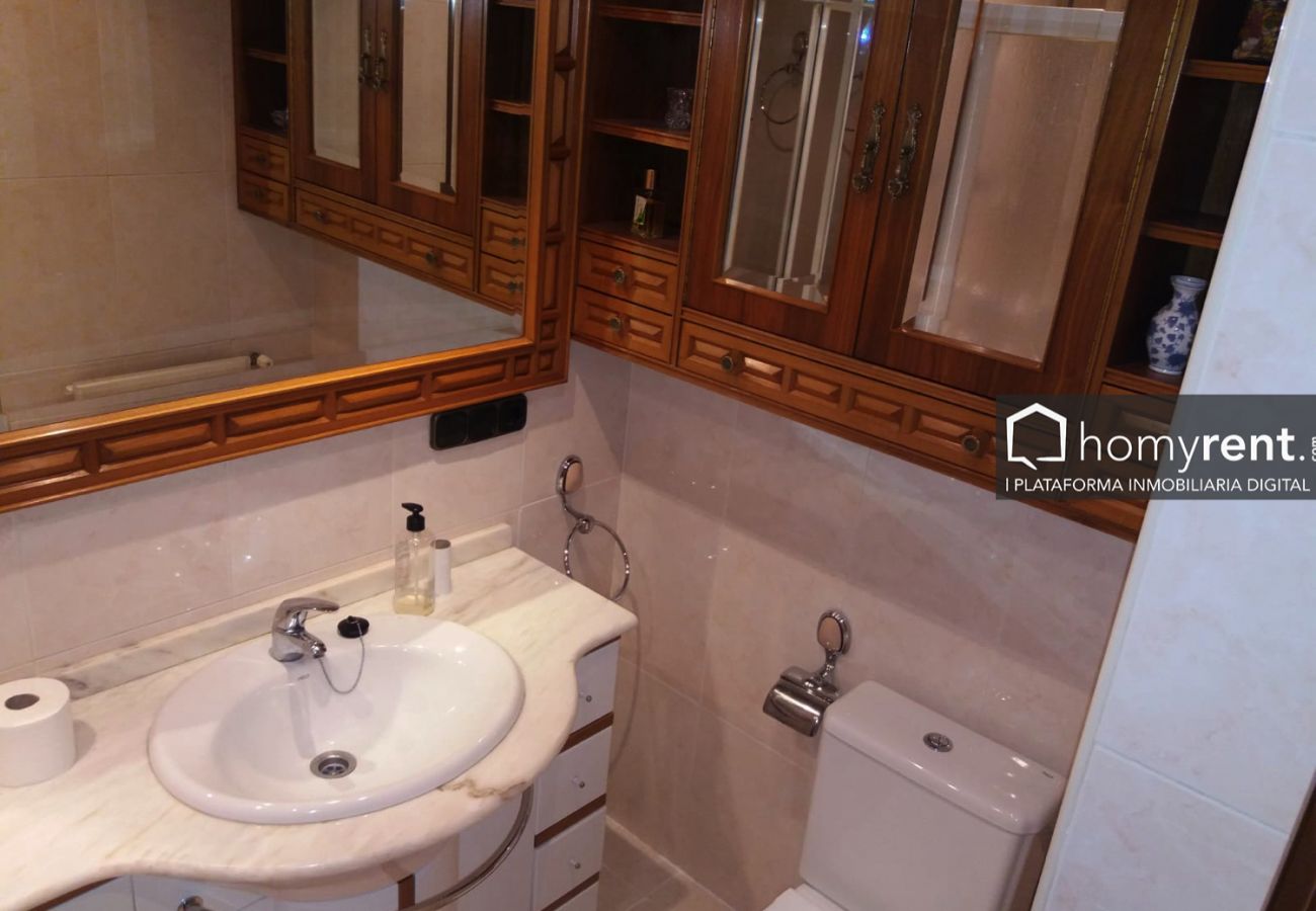 Flat in Salamanca - ALSA08-007-T PISO 4 DORMITORIOS CON SERVICIOS CENT Flat in Salamanca - ALSA08-007-T PISO 4 DORMITORIOS CON SERVICIOS CENT