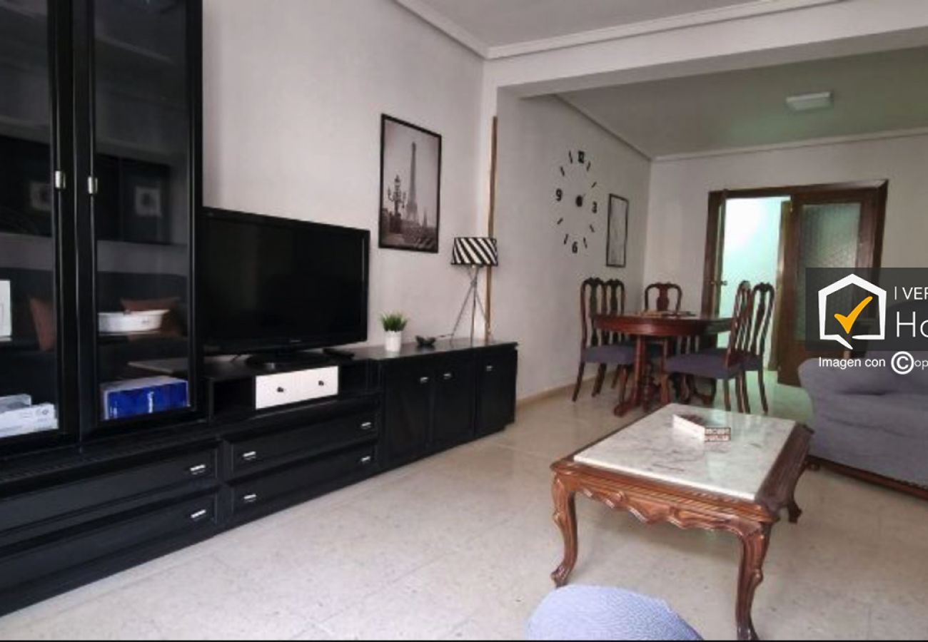 Flat in Salamanca - ALSA21-010-T PISO 4 DORMITORIOS ROTONDA LA UNION