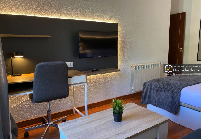 Rent by room in Salamanca - | Habitación España 1H1 | Exterior | Baño Comparti Rent by room in Salamanca - | Habitación España 1H1 | Exterior | Baño Comparti