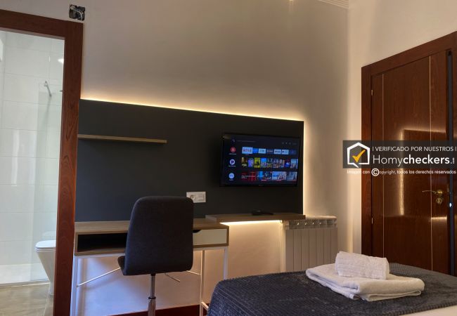 Rent by room in Salamanca - | Habitación España 1H4 | Interior | Baño Comparti Rent by room in Salamanca - | Habitación España 1H4 | Interior | Baño Comparti