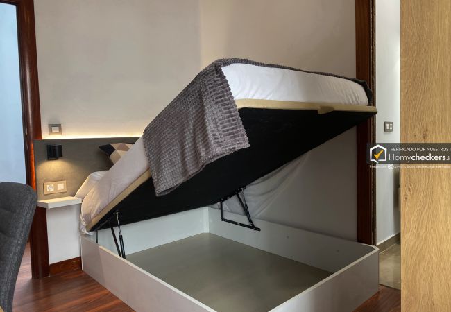 Rent by room in Salamanca - | Habitación España 2H5 | Interior | Baño Privado Rent by room in Salamanca - | Habitación España 2H5 | Interior | Baño Privado
