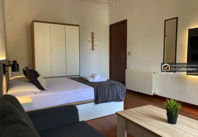 Rent by room in Salamanca - | Habitación España 2H3 | Exterior | Baño Comparti Rent by room in Salamanca - | Habitación España 2H3 | Exterior | Baño Comparti
