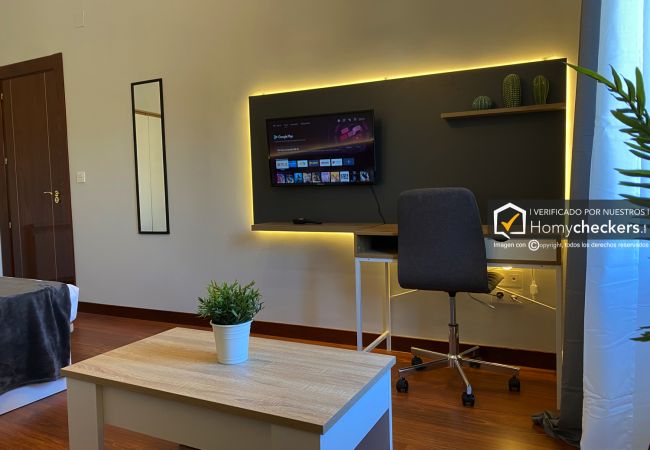 Rent by room in Salamanca - | Habitación España 3H3 | Exterior | Baño Privado Rent by room in Salamanca - | Habitación España 3H3 | Exterior | Baño Privado