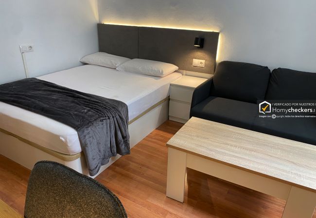 Rent by room in Salamanca - | Habitación Rector 1H5 | Interior | Baño Comparti Rent by room in Salamanca - | Habitación Rector 1H5 | Interior | Baño Comparti