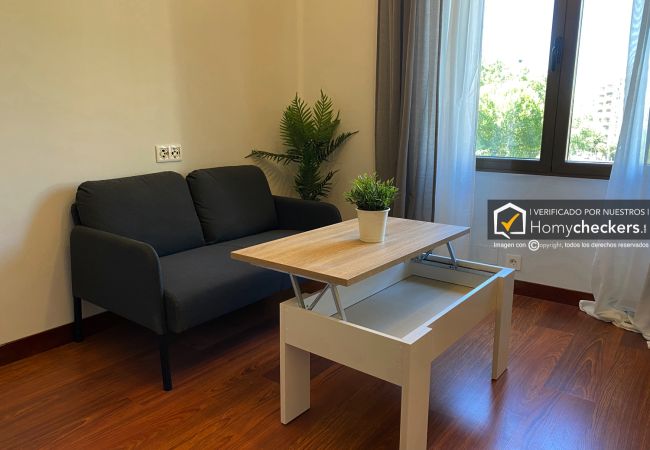 Rent by room in Salamanca - | Habitación España 3H1 | Exterior | Baño Comparti Rent by room in Salamanca - | Habitación España 3H1 | Exterior | Baño Comparti