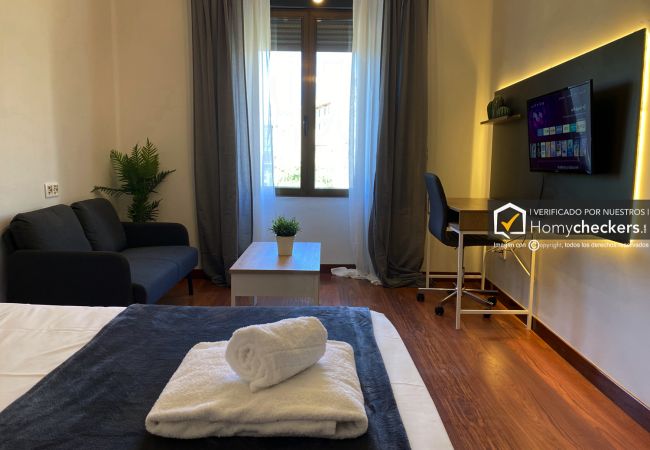Rent by room in Salamanca - | Habitación España 3H1 | Exterior | Baño Comparti Rent by room in Salamanca - | Habitación España 3H1 | Exterior | Baño Comparti