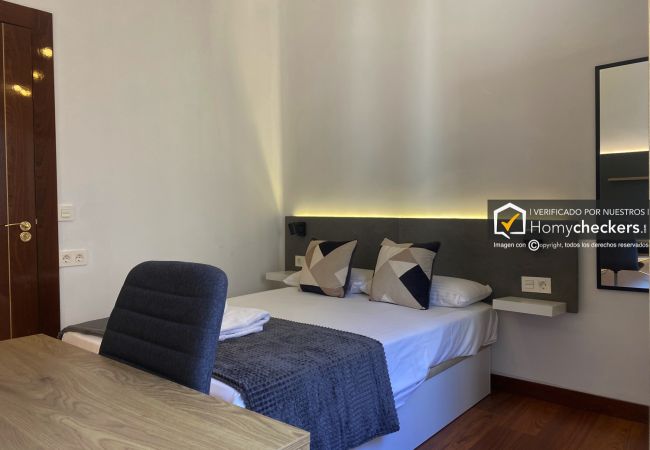 Rent by room in Salamanca - | Habitación España 3H4 | Interior | Baño Privado  Rent by room in Salamanca - | Habitación España 3H4 | Interior | Baño Privado