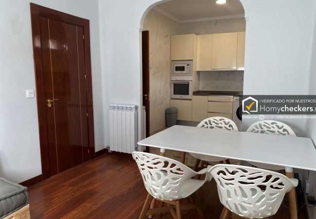 Rent by room in Salamanca - | Habitacion España 3H2 | Exterior | Baño Comparti Rent by room in Salamanca - | Habitacion España 3H2 | Exterior | Baño Comparti