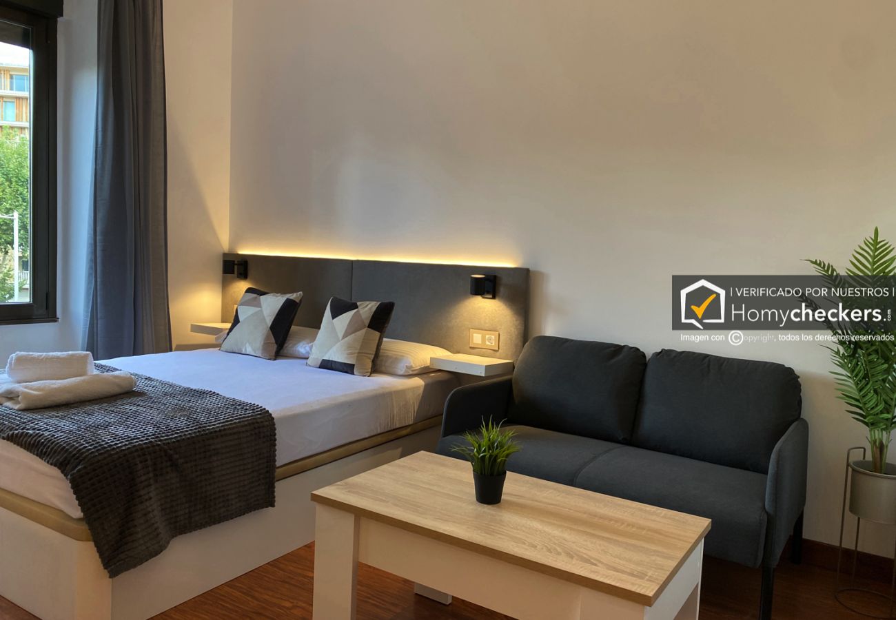 Rent by room in Salamanca - | Habitacion España 3H2 | Exterior | Baño Comparti