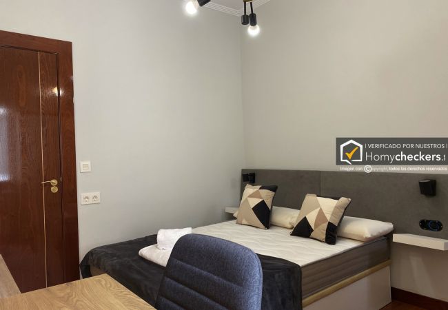 Rent by room in Salamanca - | Habitación España 3H5 | Interior | Baño Privado  Rent by room in Salamanca - | Habitación España 3H5 | Interior | Baño Privado