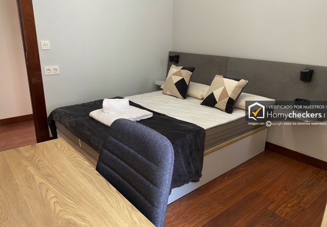 Rent by room in Salamanca - | Habitación España 3H5 | Interior | Baño Privado  Rent by room in Salamanca - | Habitación España 3H5 | Interior | Baño Privado