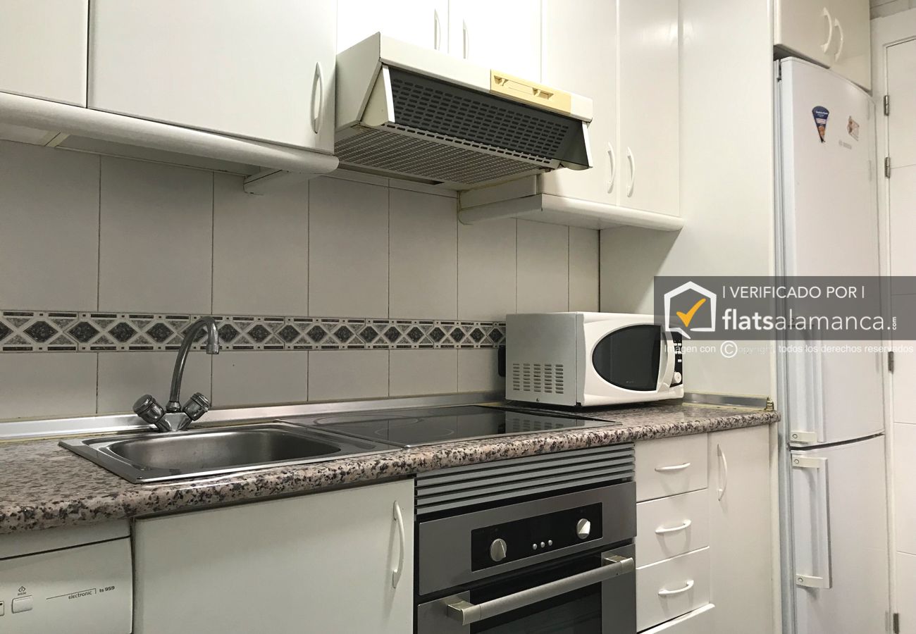 Apartment in Salamanca - Plaza Mayor Coliseum | 2 |