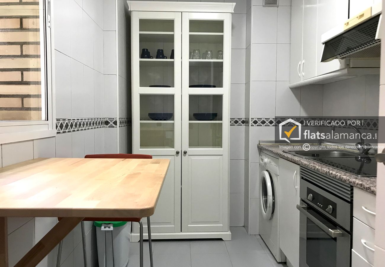 Apartment in Salamanca - Plaza Mayor Coliseum | 2 |