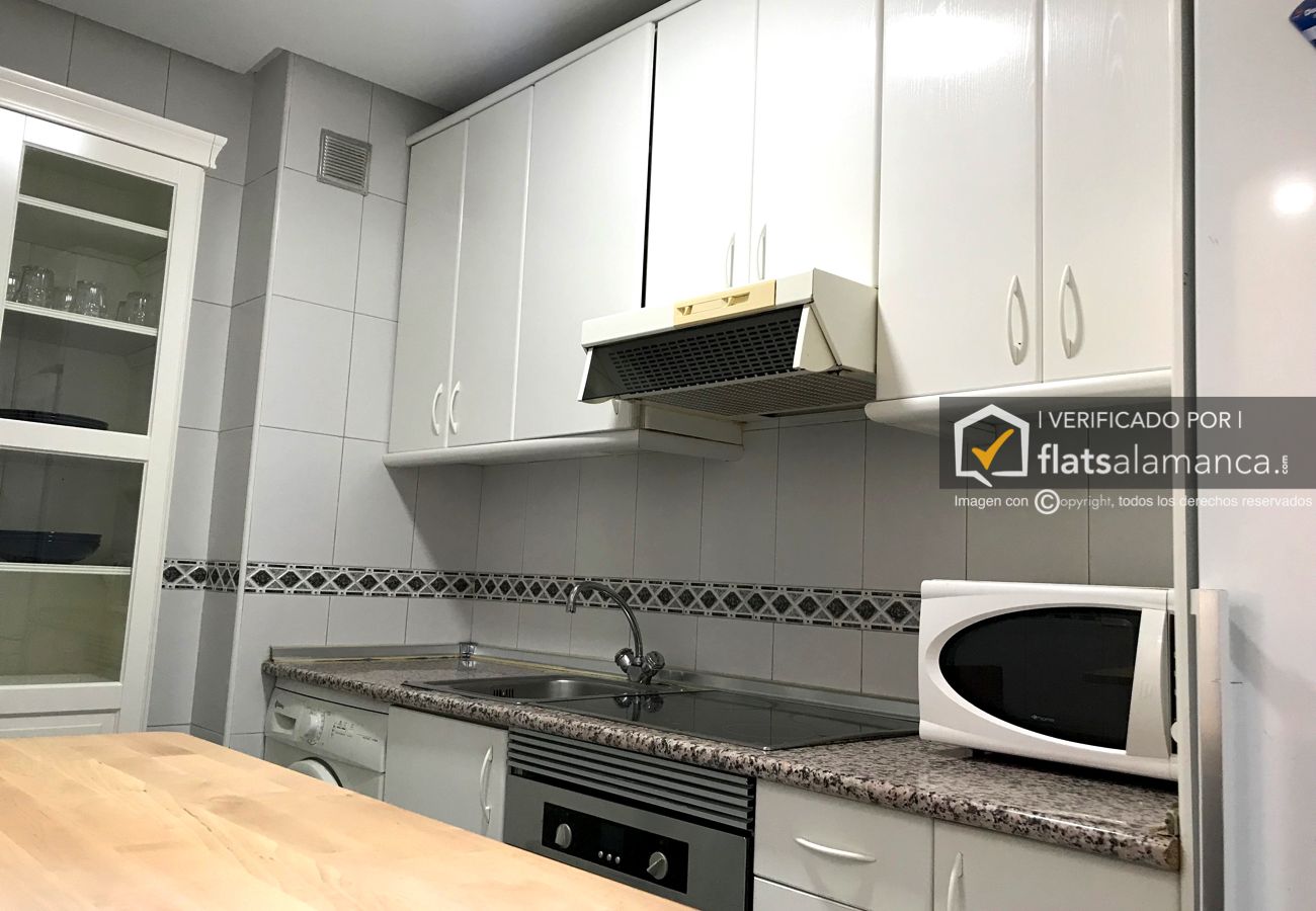 Apartment in Salamanca - Plaza Mayor Coliseum | 2 |