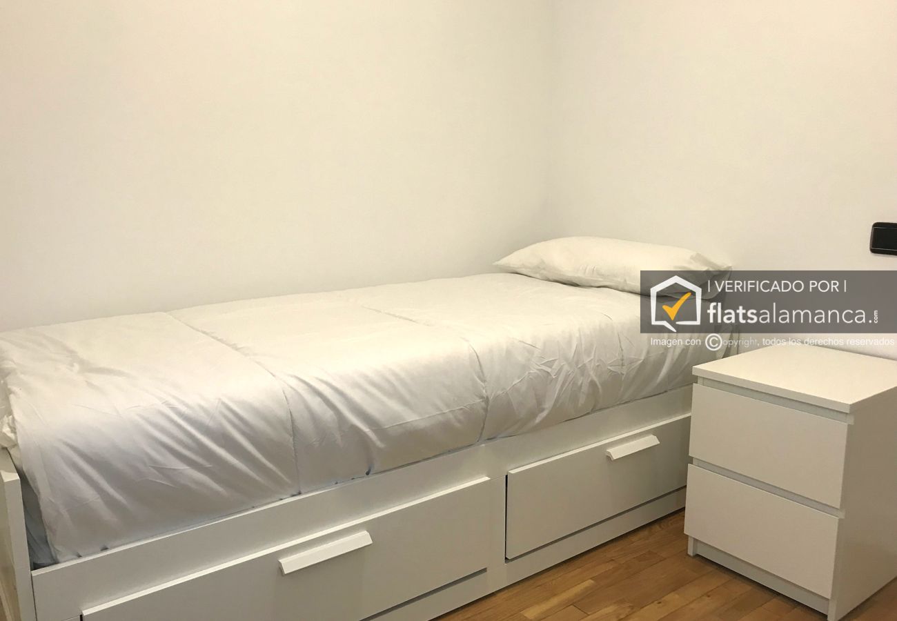 Apartment in Salamanca - Plaza Mayor Coliseum | 2 |