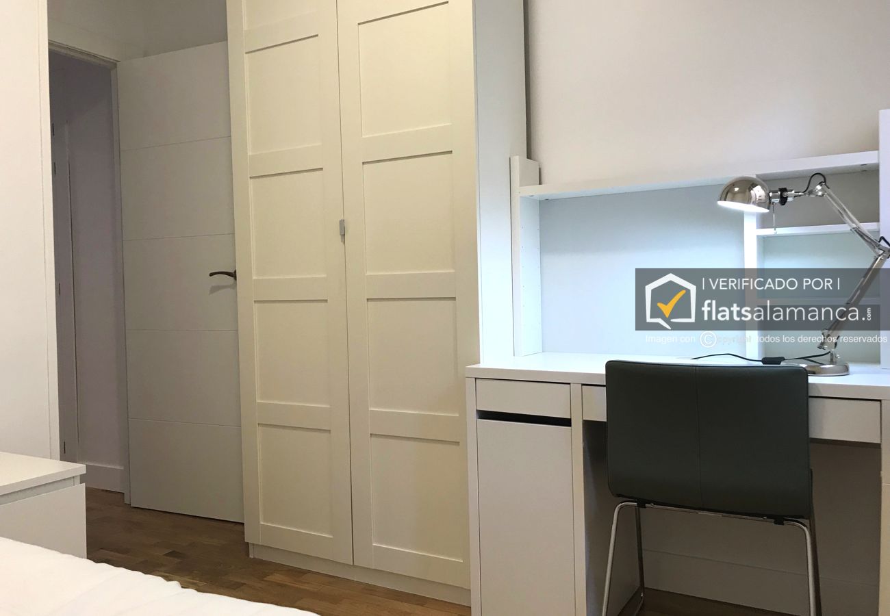 Apartment in Salamanca - Plaza Mayor Coliseum | 2 |