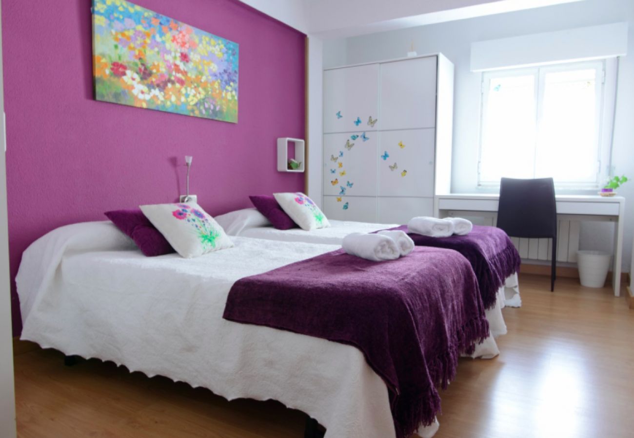 Apartment in Salamanca - APTO EDISSON 3 DORMITORIOS