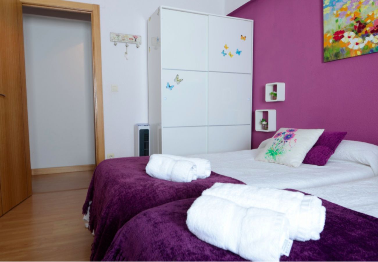 Apartment in Salamanca - APTO EDISSON 3 DORMITORIOS
