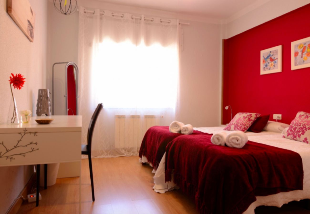 Apartment in Salamanca - APTO EDISSON 3 DORMITORIOS