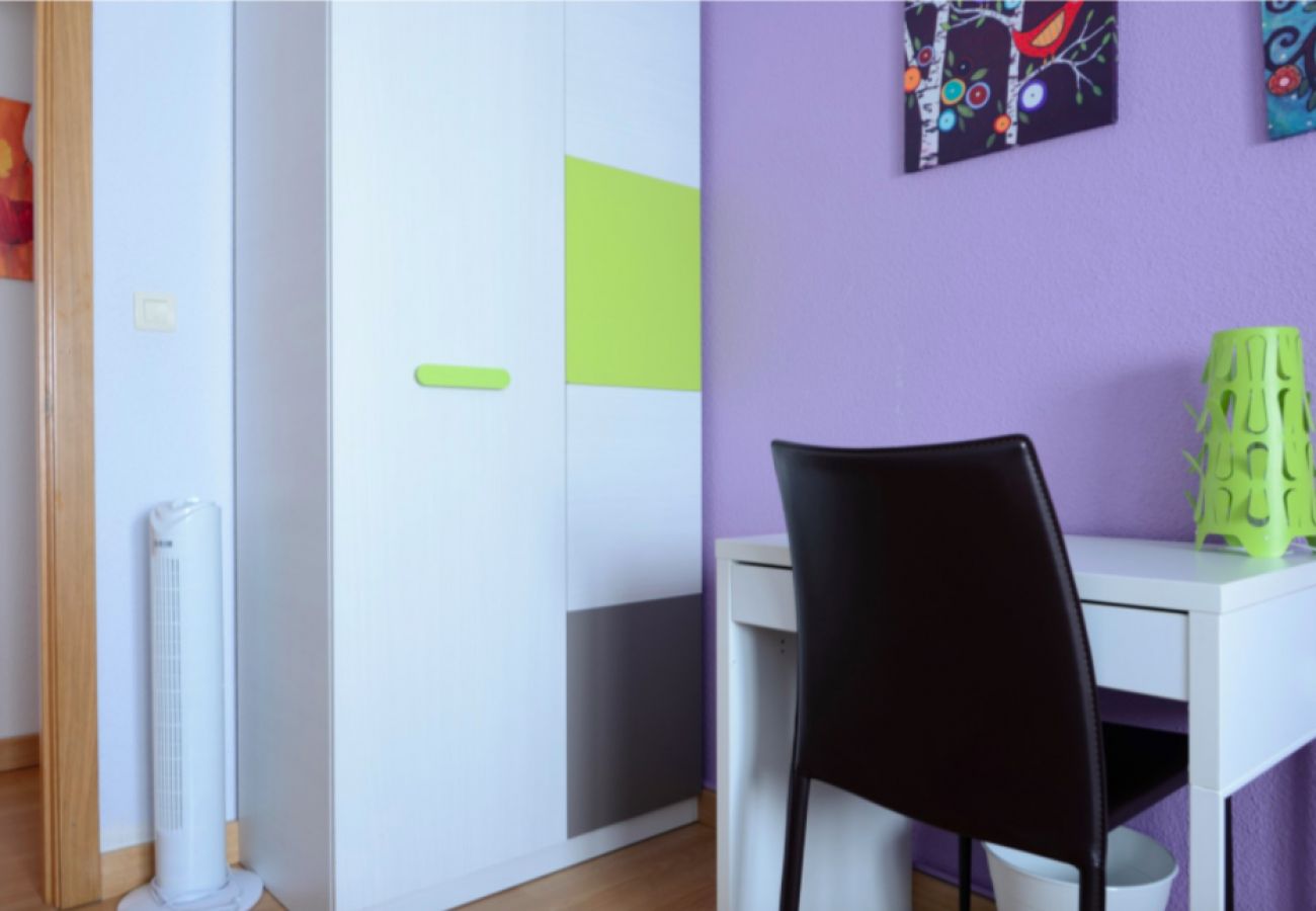 Apartment in Salamanca - APTO EDISSON 3 DORMITORIOS