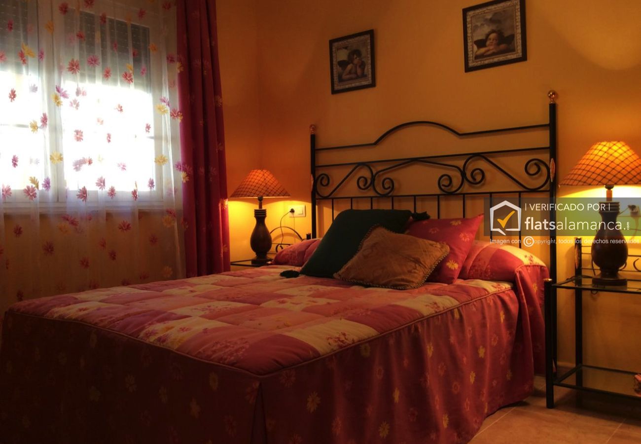 Villa in La Fuente de San Esteban - CHALET 4 DORMITORIOS LA FUENTE DE SAN ESTEBAN
