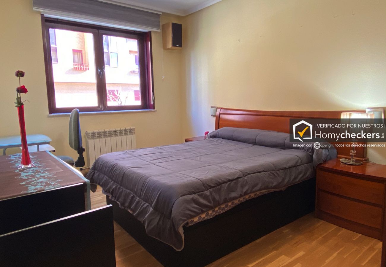 Piso en Salamanca - PISO 3 DORMITORIOS MONTESINO VSA41-006-T