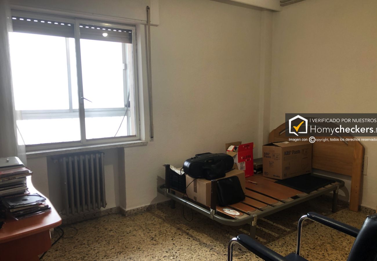 Piso en Salamanca - PISO CANALEJAS 4 DORMITORIOS VSA10-001-T